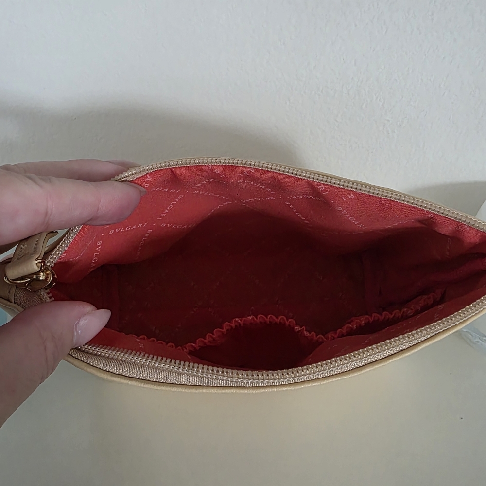 Bvlgari Beige Cosmetic Toiletry Bag BRAND NEW - Picture 5 of 7